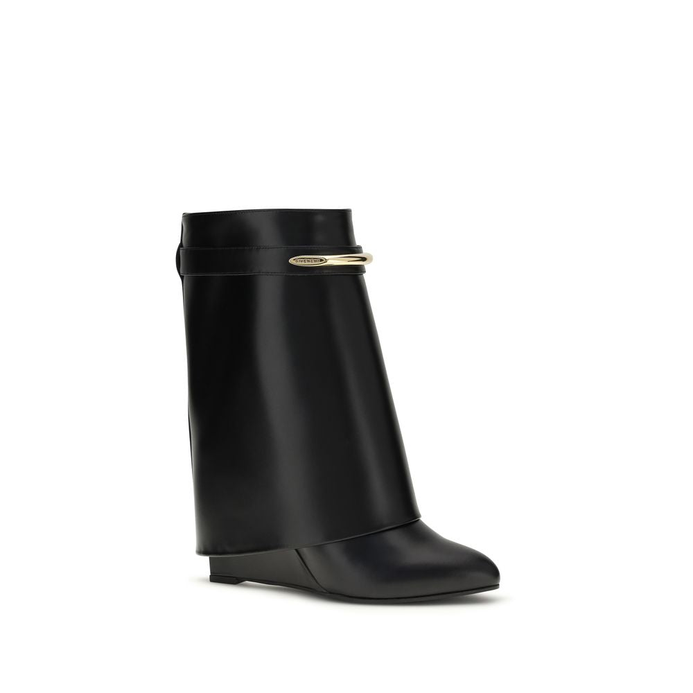 Givenchy Black Calf Leather Bos Taurus Ankle Boots